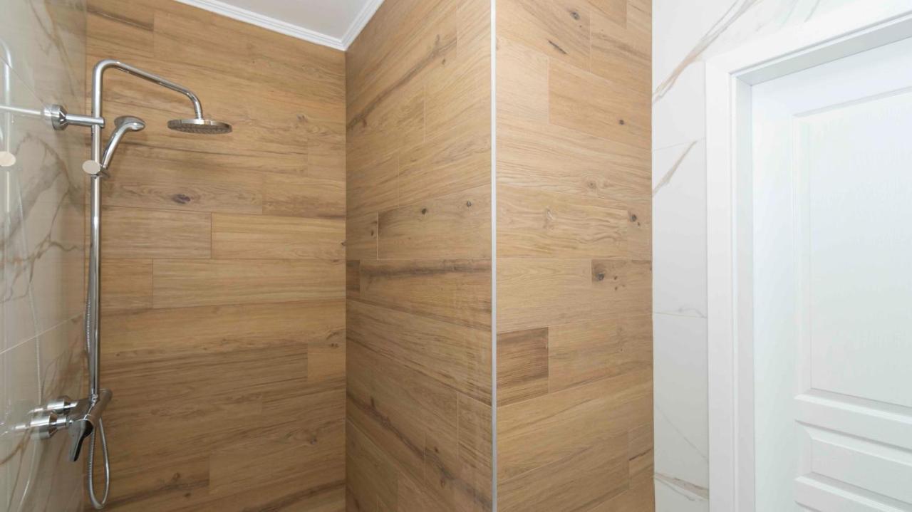 Инфинити Burgas Luaran gambar