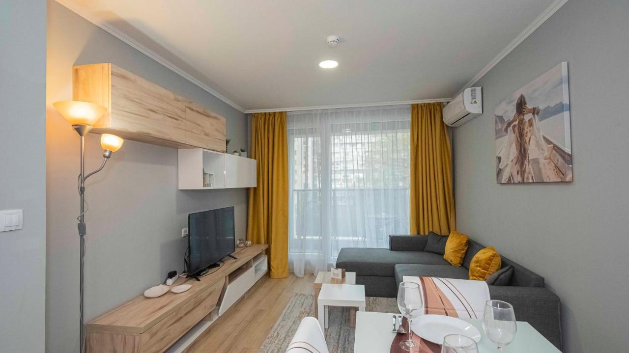 Инфинити Burgas Luaran gambar